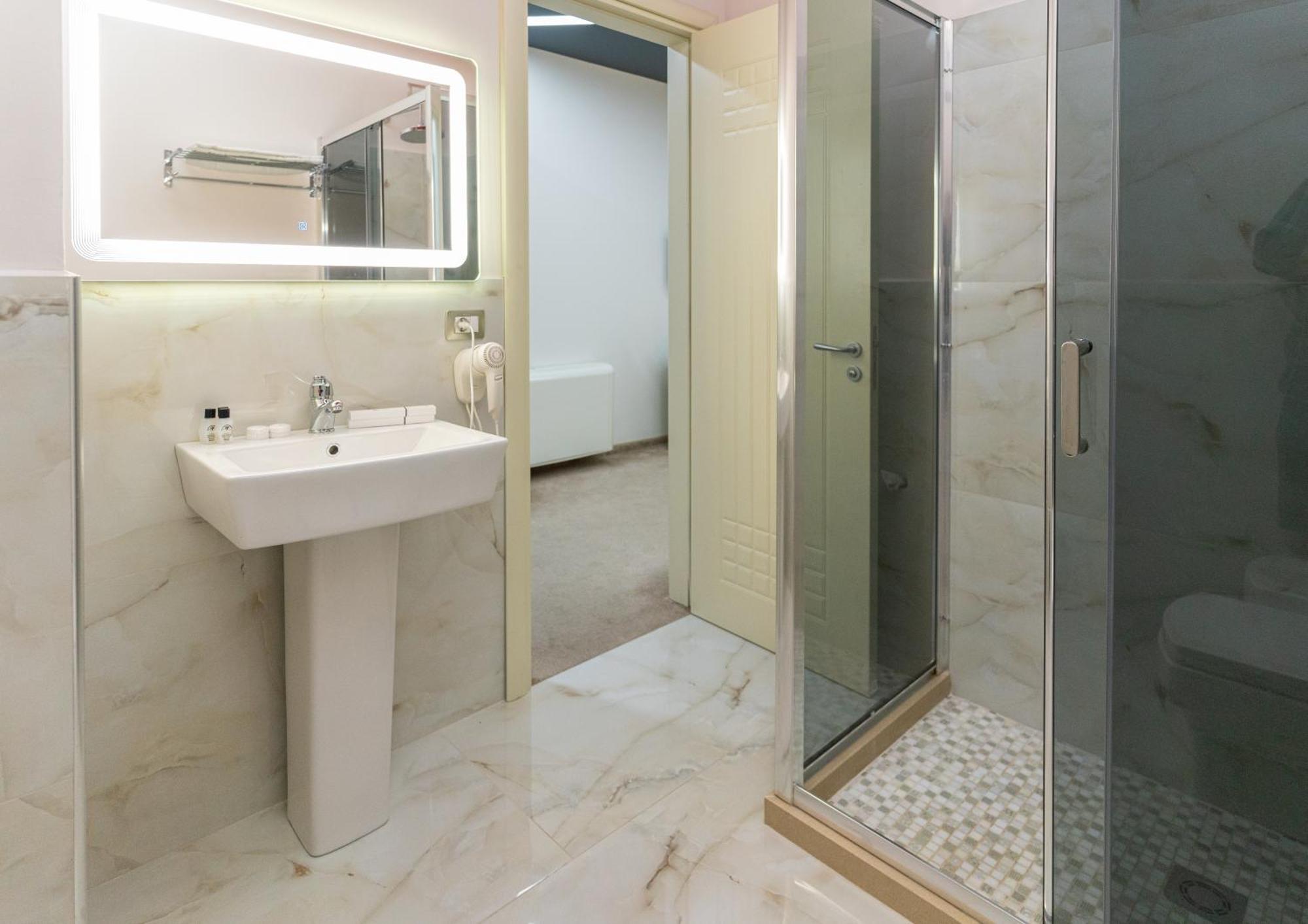 Alko Hotel Shkodra Kültér fotó